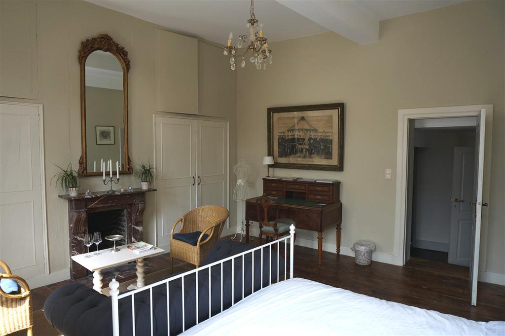 Huis Van Loon Looz Extérieur photo